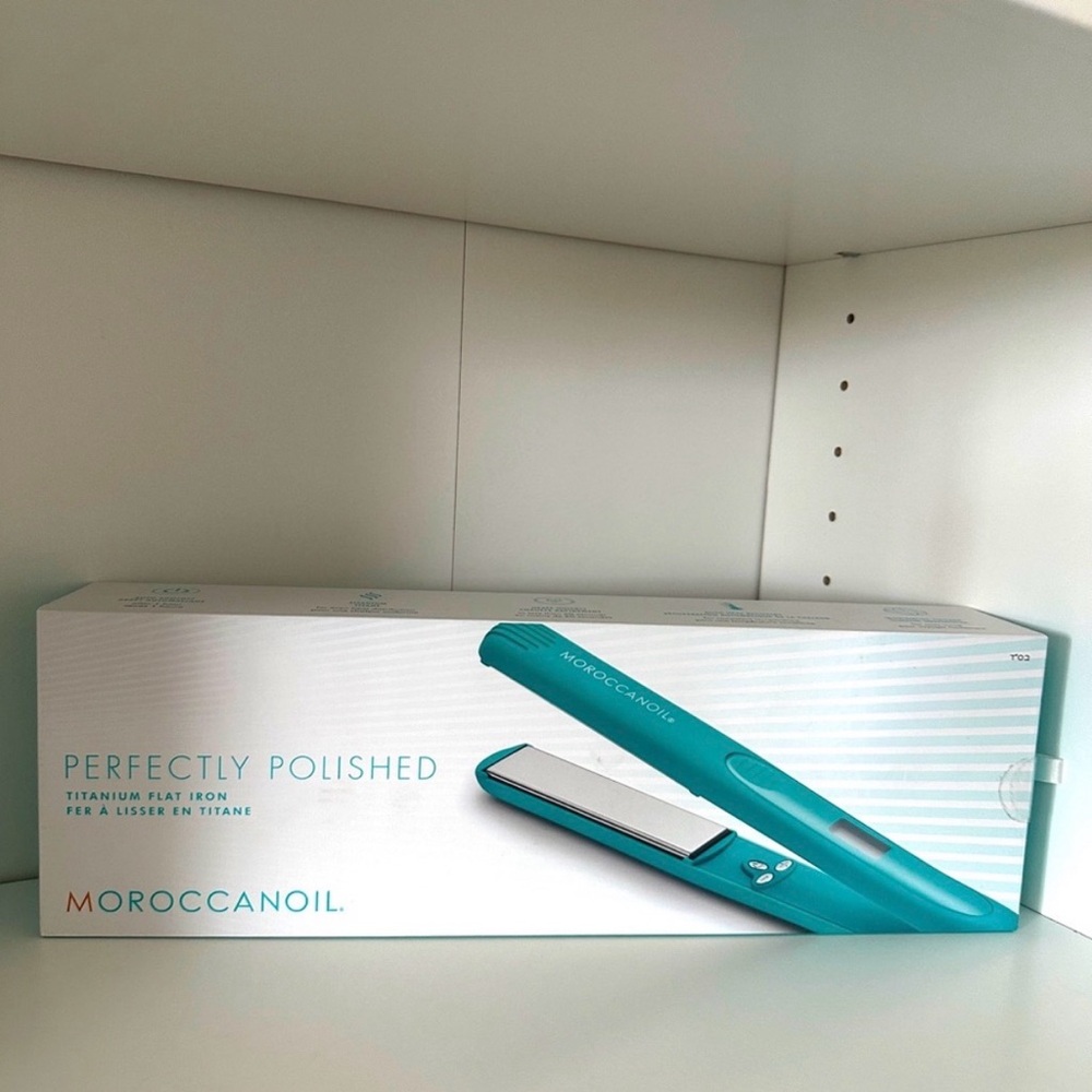NEW Moroccanoil Teal Titanium Hair Straightener